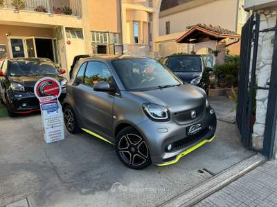 Smart ForTwo 71 CV twinamic Urbanrunner taylor made asphalthgold full Grigio usata CURTI