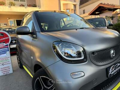 Smart ForTwo 71 CV twinamic Urbanrunner taylor made asphalthgold full Grigio usata CURTI