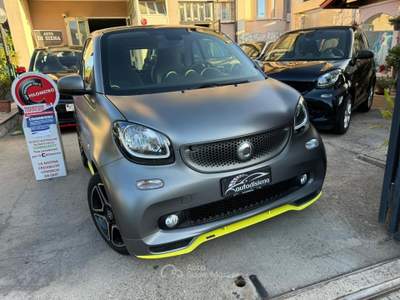Smart ForTwo 71 CV twinamic Urbanrunner taylor made asphalthgold full Grigio usata CURTI