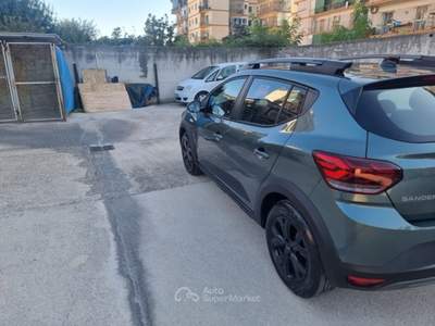 Dacia Sandero Garanzia casa madre, Tagliando Renault con fattura,Bollo pagato Nero usata Arzano