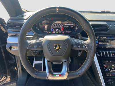 Lamborghini Urus  Nero usata Roma