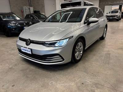 Volkswagen Golf Golf 2.0 TDI 150 CV DSG SCR Life Argento usata Verona