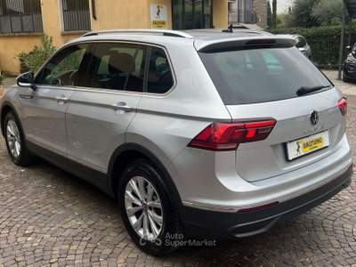 Volkswagen Tiguan 2.0Tdi Life 150Cv DSG-NO VINCOLI FINANZIAMENTO Argento usata Rovato