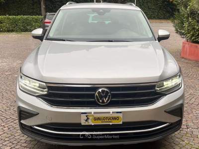 Volkswagen Tiguan 2.0Tdi Life 150Cv DSG-NO VINCOLI FINANZIAMENTO Argento usata Rovato