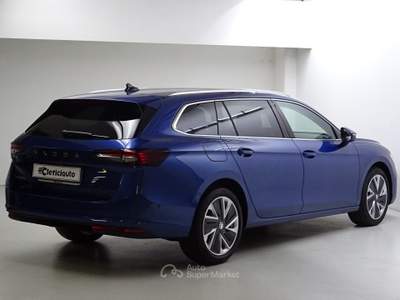 Skoda Superb 2.0 TDI DSG Wagon Selection Blu/Azzurro usata Lurate Caccivio