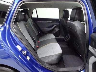 Skoda Superb 2.0 TDI DSG Wagon Selection Blu/Azzurro usata Lurate Caccivio