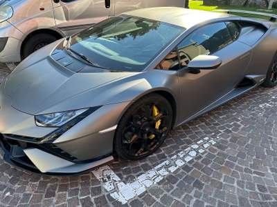 Lamborghini Huracán Huracan Coupe Huracan Coupe 5.2 Tecnica 640cv rwd Grigio usata Segrate