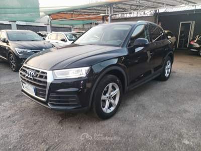 Audi Q5 Q5 45 2.0 tfsi mhev Business Sport quattro 245cv Nero usata Milano