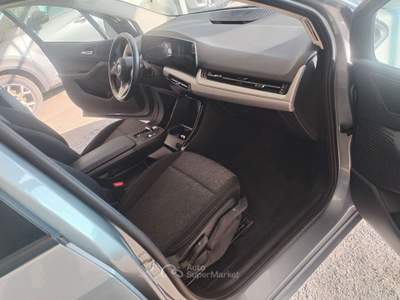 BMW Serie 2 220i 220 Serie 2 U06 r 220i Active Tourer mhev 48V auto Grigio usata Milano