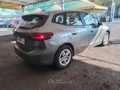 BMW Serie 2 220i 220 Serie 2 U06 r 220i Active Tourer mhev 48V auto Grigio usata Milano