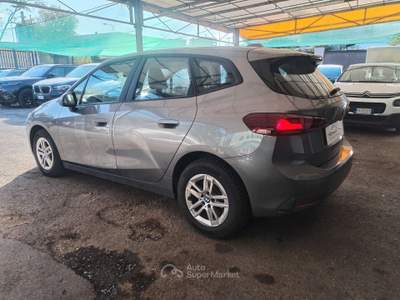 BMW Serie 2 220i 220 Serie 2 U06 r 220i Active Tourer mhev 48V auto Grigio usata Milano