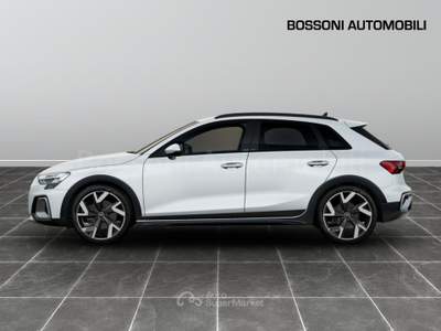 Audi A3 allstreet 2.0 tdi 150cv identity contrast s tronic Bianco usata Cremona