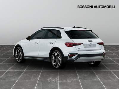 Audi A3 allstreet 2.0 tdi 150cv identity contrast s tronic Bianco usata Cremona