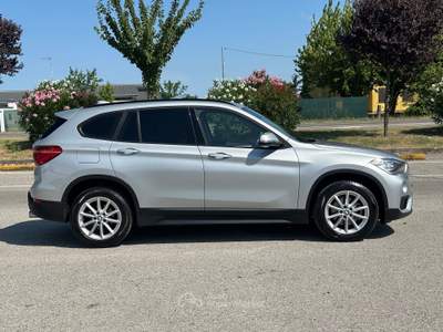 Land Rover Discovery Sport 2.0d mhev R-Dynamic s awd 163cv Grigio usata Altedo