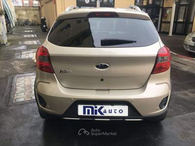 Ford Ka+ Ka + active 1.2 s Oro usata Torino