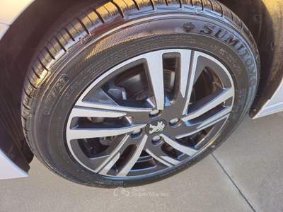 Peugeot 208 PureTech Turbo 110 EAT6 S&S 5p. Allure usata Aversa