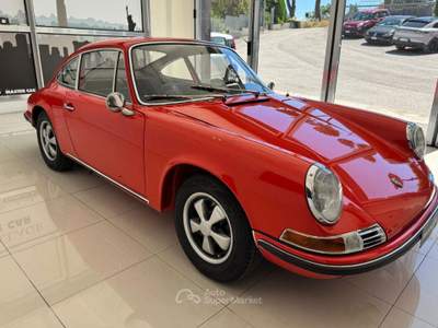 Porsche 911  Arancione usata Ripalimosani