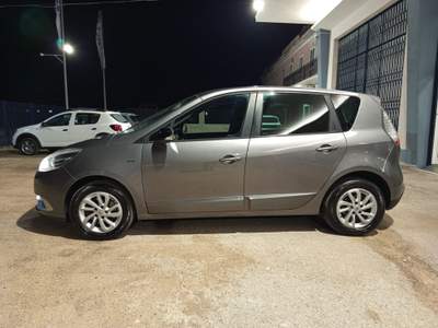 Renault Scénic XMod dCi 110 CV Start&Stop Energy Limited Grigio usata CERIGNOLA
