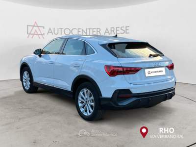 Audi Q3 SPB 45 TFSI e S tronic Business Plus Bianco usata Milano