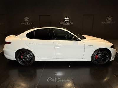 Alfa Romeo Giulia 2.2 Turbodiesel 210 CV AT8 AWD Q4 Veloce Bianco usata Bastia Umbra
