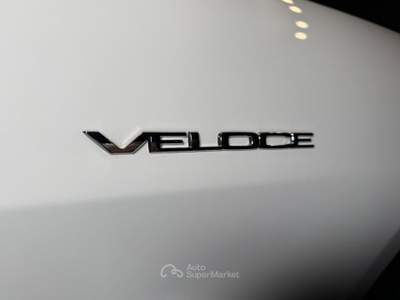 Alfa Romeo Giulia 2.2 Turbodiesel 210 CV AT8 AWD Q4 Veloce Bianco usata Bastia Umbra