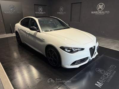 Alfa Romeo Giulia 2.2 Turbodiesel 210 CV AT8 AWD Q4 Veloce Bianco usata Bastia Umbra