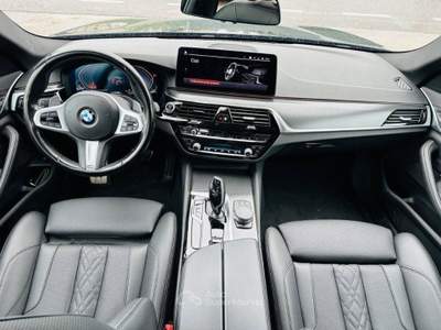 BMW Serie 5 530d d 48V xDrive Touring Msport Nero usata Stra