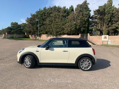 MINI Cooper auto come nuova  Bianco usata Thiesi