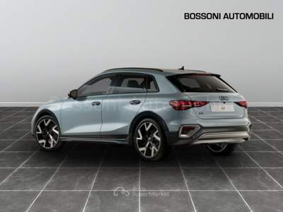 Audi A3 allstreet 2.0 tdi 150cv identity contrast s tronic Grigio usata Cremona