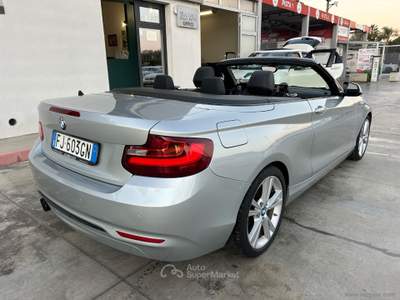 BMW Serie 2 220d 220d Cabrio Sport auto my15 190CV Argento usata Mesagne