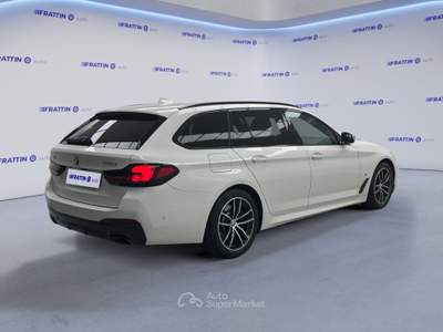 BMW Serie 5 520d 520d 48v Xdrive Touring Msport Bianco usata Cassola