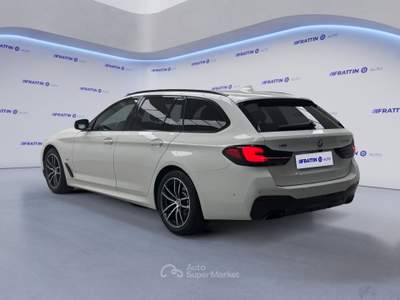 BMW Serie 5 520d 520d 48v Xdrive Touring Msport Bianco usata Cassola