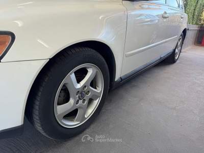 Volvo S40 Momentum 1.6 d 110CV Bianco usata Pozzuoli