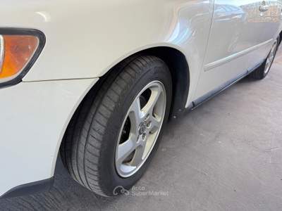 Volvo S40 Momentum 1.6 d 110CV Bianco usata Pozzuoli