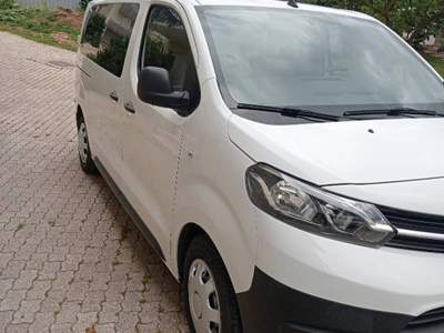 Toyota Proace Vendo anzi Svendo Toyota Proace lounge a 9 posti del 2018  Bianco usata Predaia
