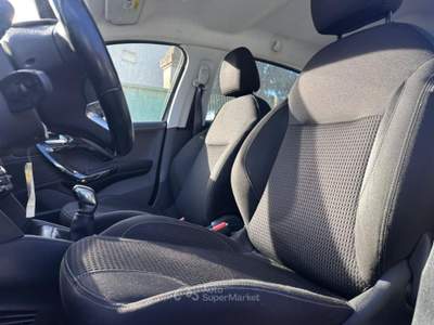 Peugeot 208 1° serie PureTech 82 5 porte Allure Nero usata Oderzo