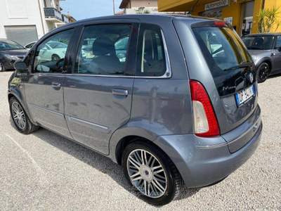 Lancia Musa 1.4 16V GPL Oro Plus Grigio usata Altidona