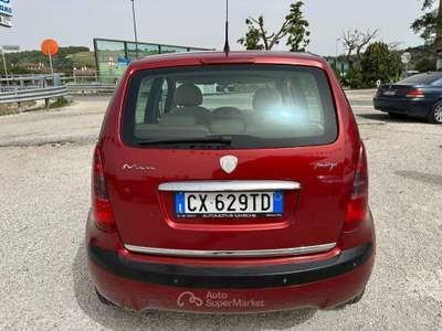 Lancia Musa 1.9 Multijet Oro Rosso usata Altidona