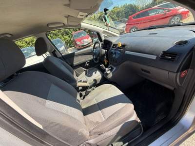 Ford Focus/Focus C-Max 1.6 TDCi (90CV) Ghia Argento usata Altidona