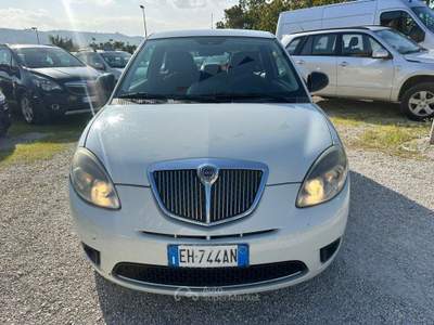 Lancia Ypsilon 1.3 MJT 75 CV Diva usata Altidona