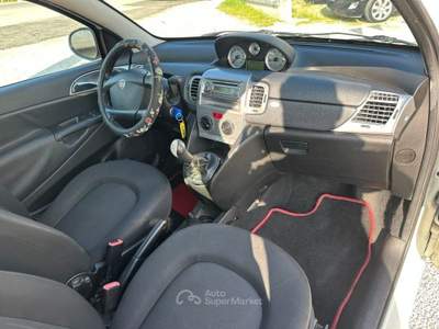 Lancia Ypsilon 1.3 MJT 75 CV Diva usata Altidona