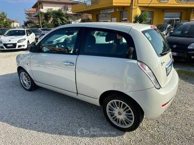 Lancia Ypsilon 1.3 MJT 75 CV Diva usata Altidona