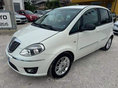 Lancia Musa 1.4 8V Ecochic (GPL) Gold Bianco usata Altidona