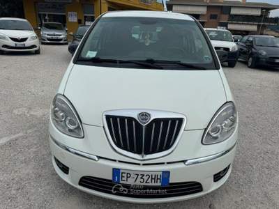 Lancia Musa 1.4 8V Ecochic (GPL) Gold Bianco usata Altidona