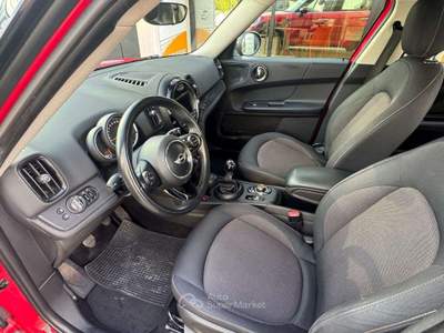 MINI Cooper Mini Countryman F60 2017 2.0 Hype Rosso usata Padova