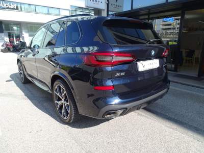 BMW X5 X5 X5 xdrive30d mhev 48V Msport auto Blu/Azzurro usata Padova