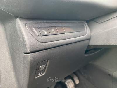 Peugeot 208 5 porte Like Nero usata Oderzo