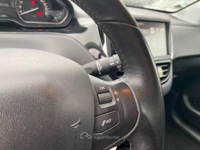 Peugeot 208 5 porte Like Nero usata Oderzo