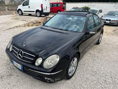 Mercedes-Benz Classe E E 320 CDI cat Avantgarde Nero usata Castellana Grotte