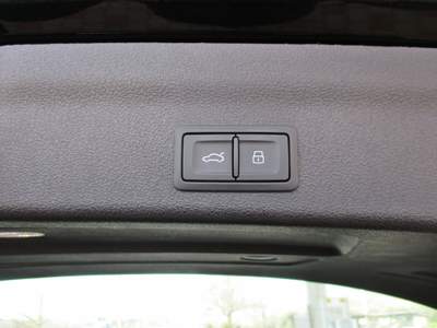 Audi A6 AVANT 40 TDI S TRONIC BUSINESS Nero usata Francolise